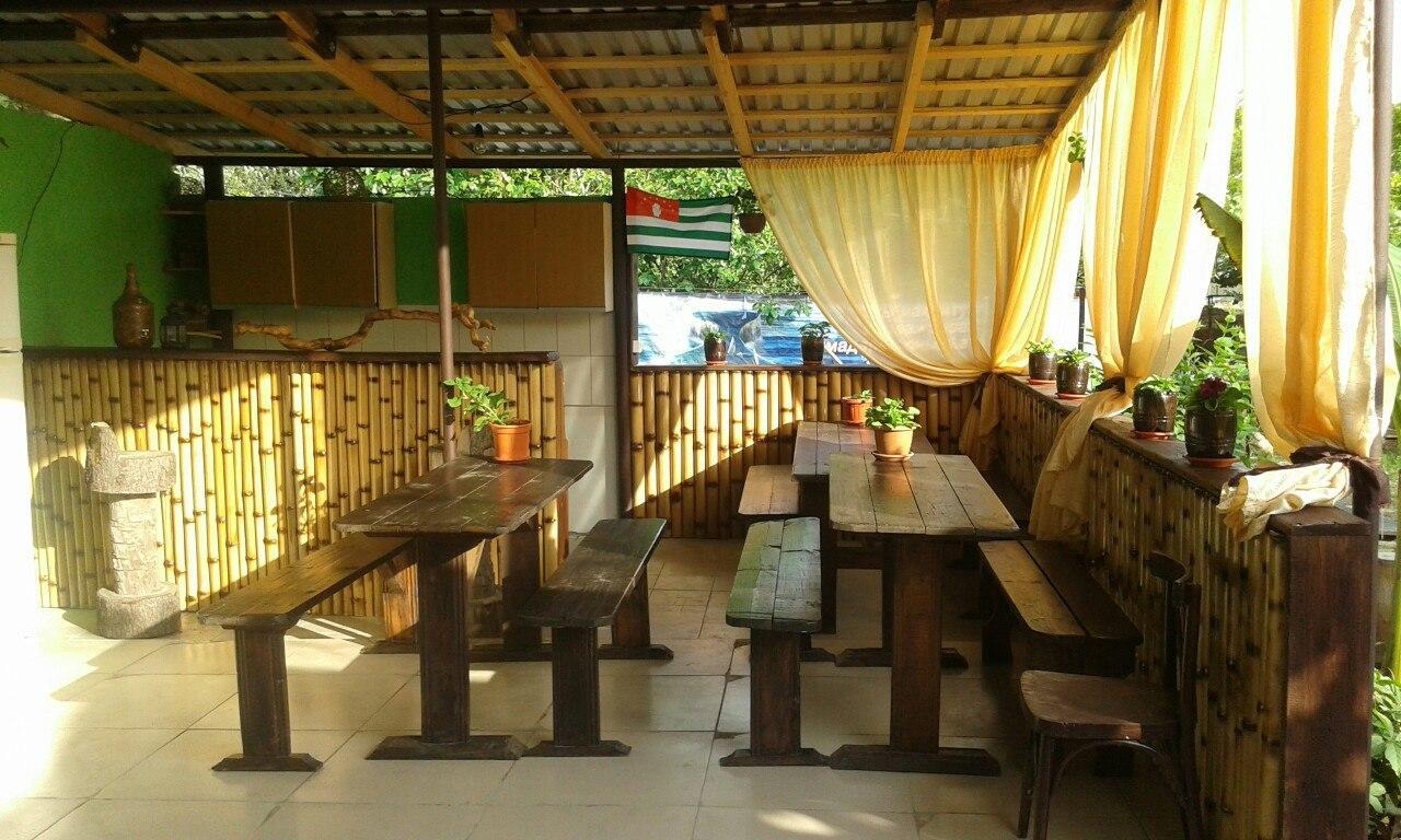 Guest House Lev Pizunda Exterior photo